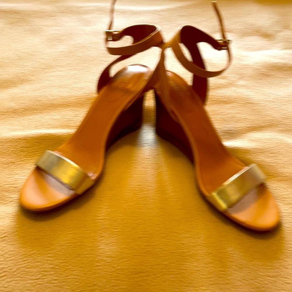 Nine West size 10 ankle  strap sandals